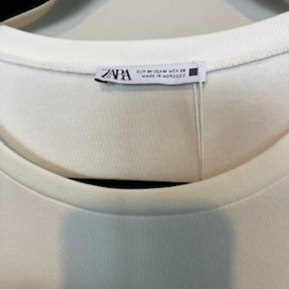 NWT Zara white scoop neck Tee with embellished sleeves Size Medium - Picture 3 of 6